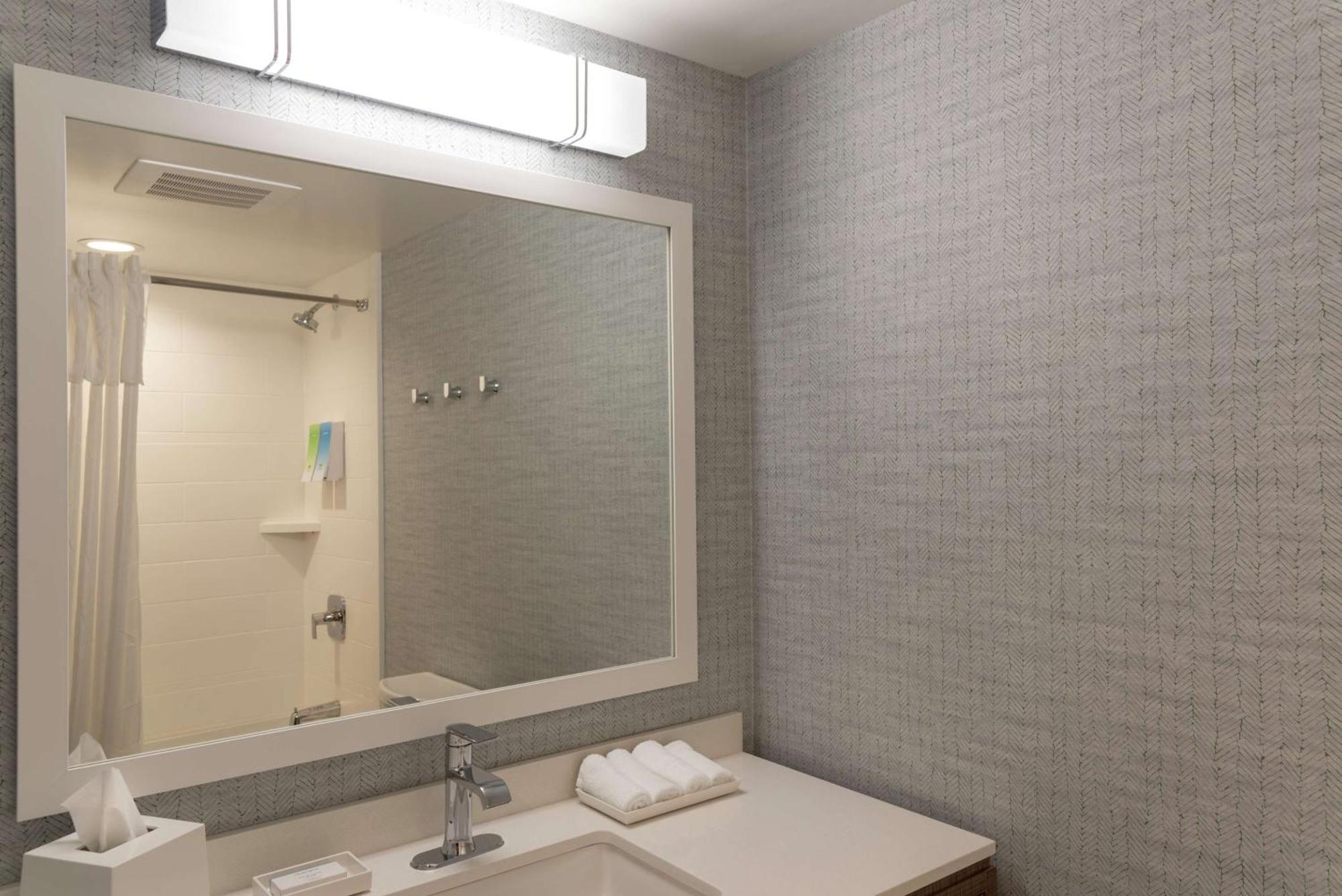 Home2 Suites By Hilton Indianapolis Airport Exteriör bild