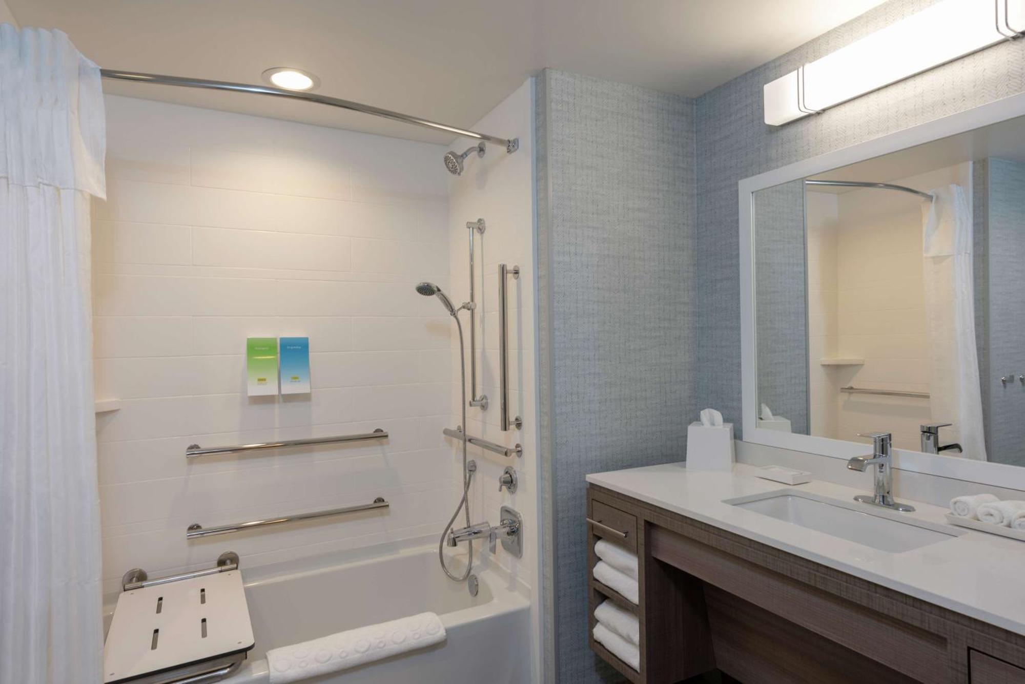 Home2 Suites By Hilton Indianapolis Airport Exteriör bild