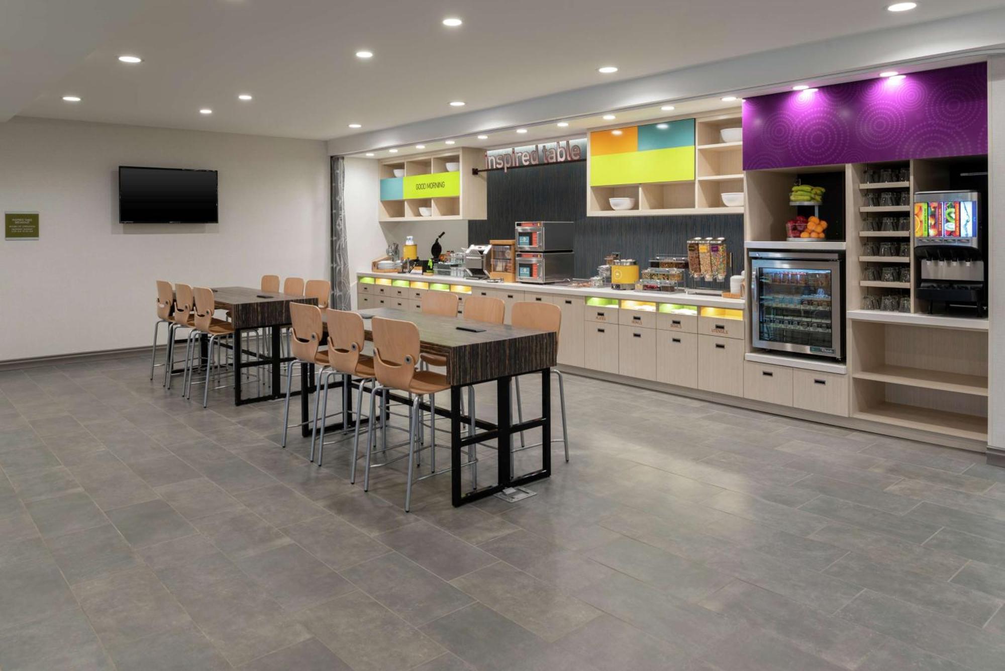 Home2 Suites By Hilton Indianapolis Airport Exteriör bild